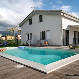 Salinelle Vulcano 4 Villa